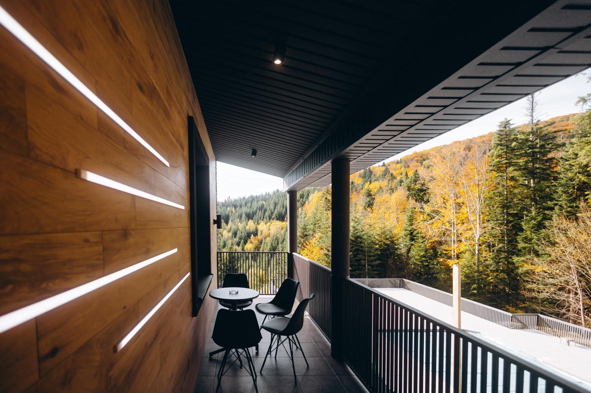 Forest House Мигово Экстерьер фото